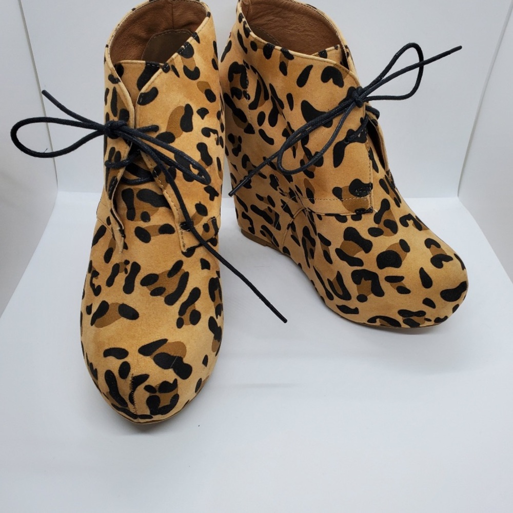Leopard booties